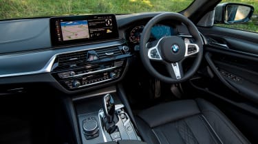 BMW 5 Series Saloon Review - Pictures | Carbuyer